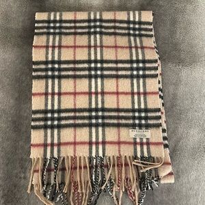 Burberry cashmere scarf